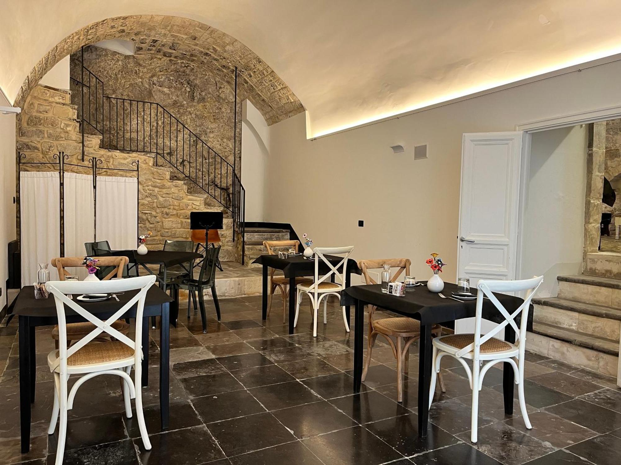 Neropece Hotel Ragusa Exterior photo