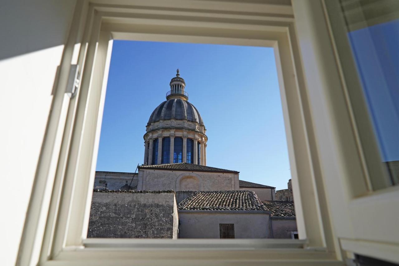 Neropece Hotel Ragusa Exterior photo